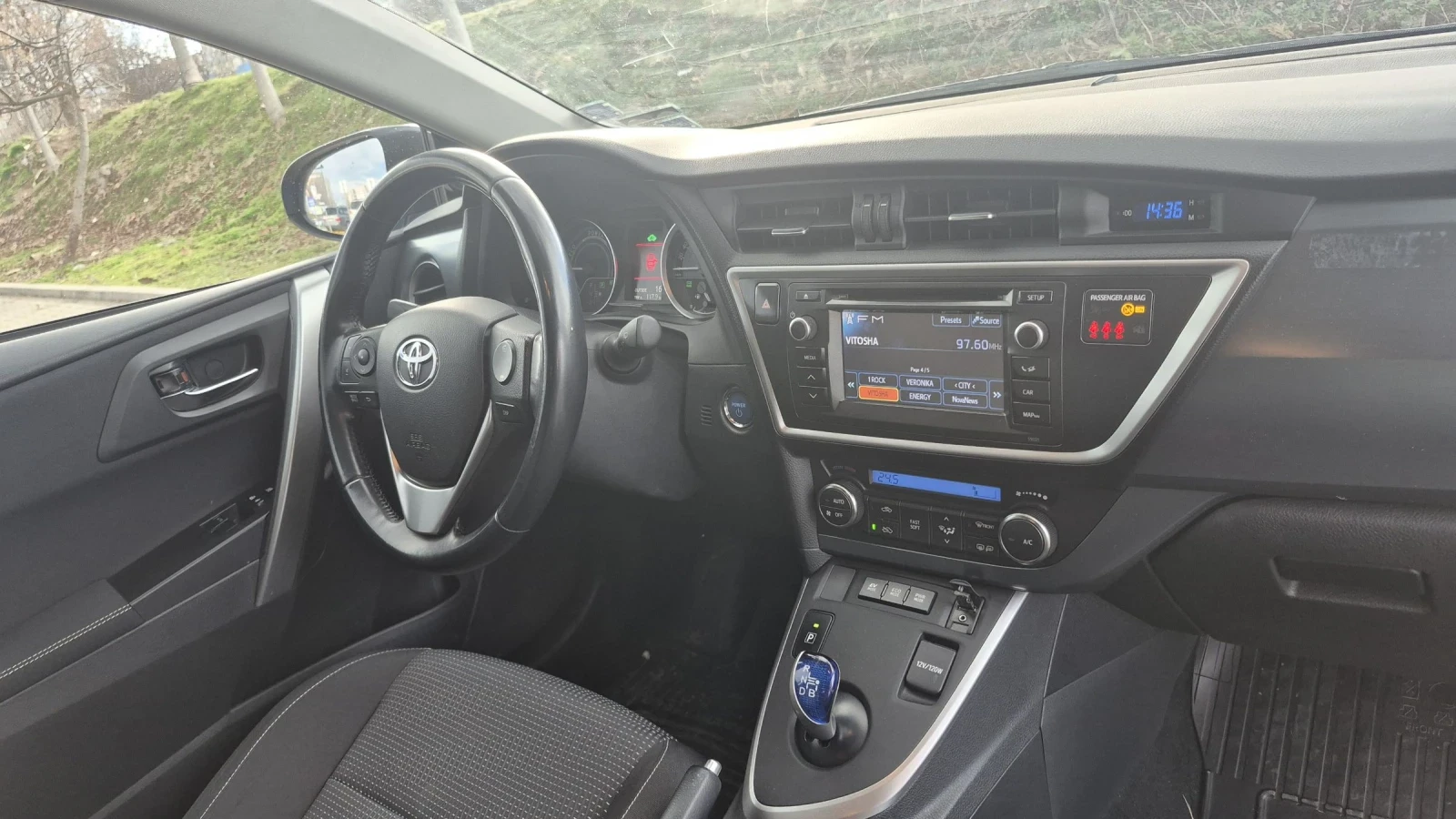 Toyota Auris 1.8 Hybrid* ���������* 4.5/100��* ������ | Mobile.bg � ����������� 12