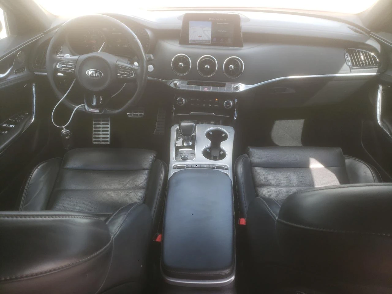 Kia Stinger GT* 3.3TURBO* КОЖА* ПОДГРЕВ - изображение 8