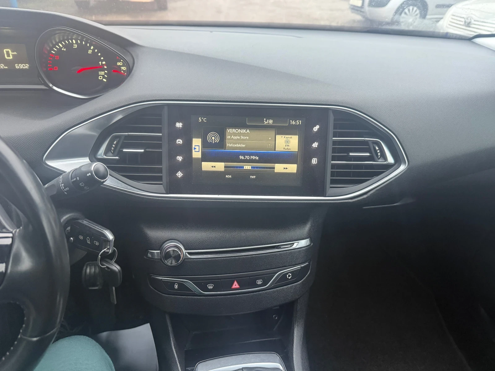 Peugeot 308 1.6HDI | Mobile.bg � ����������� 13
