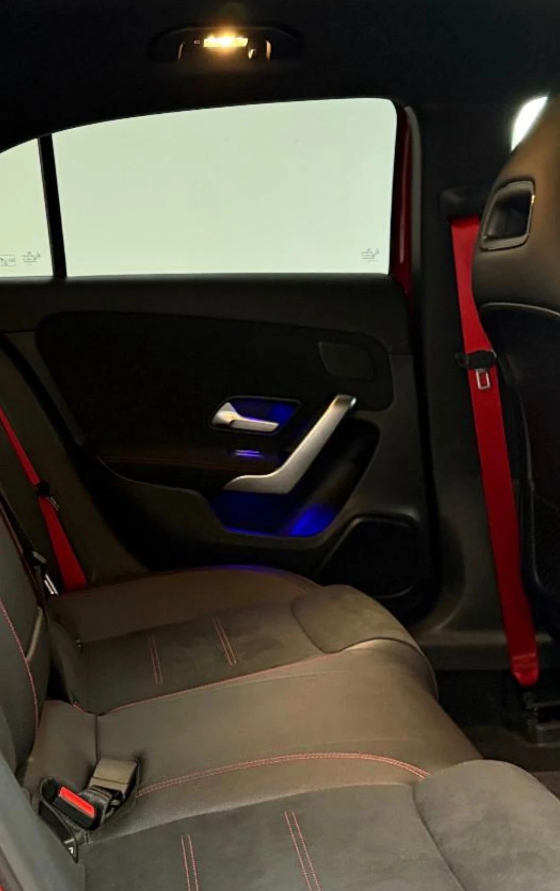 Mercedes-Benz A 35 AMG - изображение 6