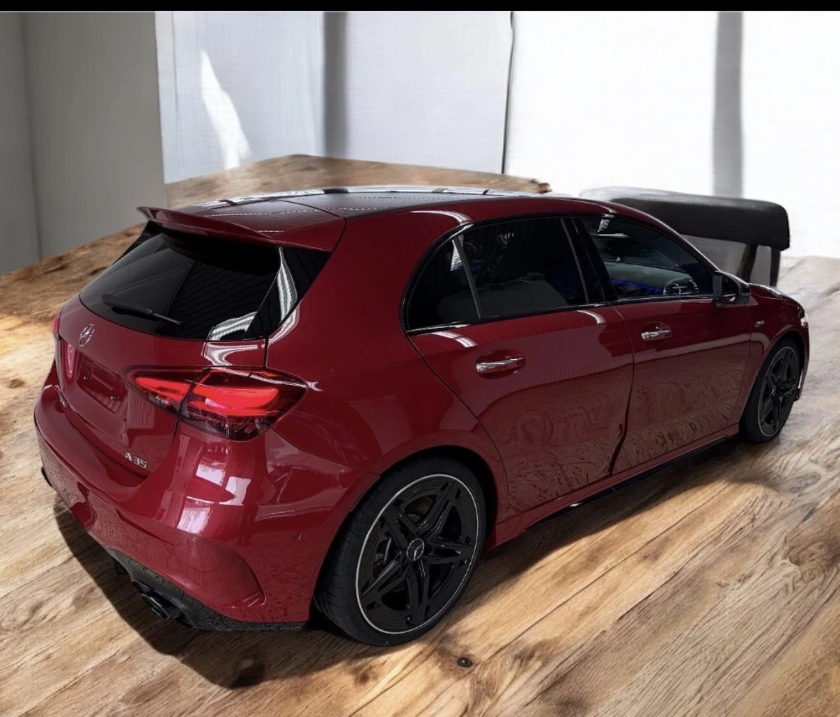 Mercedes-Benz A 35 AMG - изображение 5