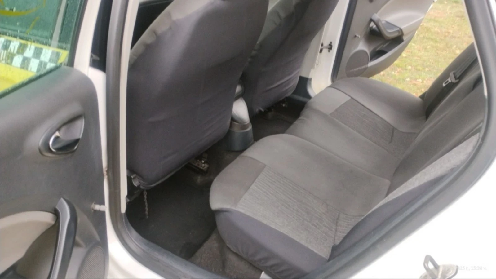 Seat Ibiza, снимка 13 - Автомобили и джипове - 53714019