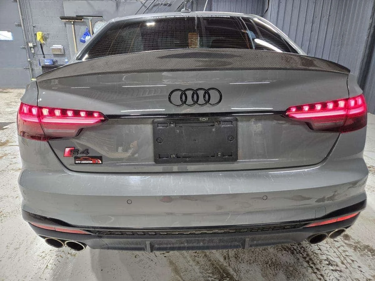 Audi S4 Technik Black Optics  CARFAX, снимка 5 - Автомобили и джипове - 54121849