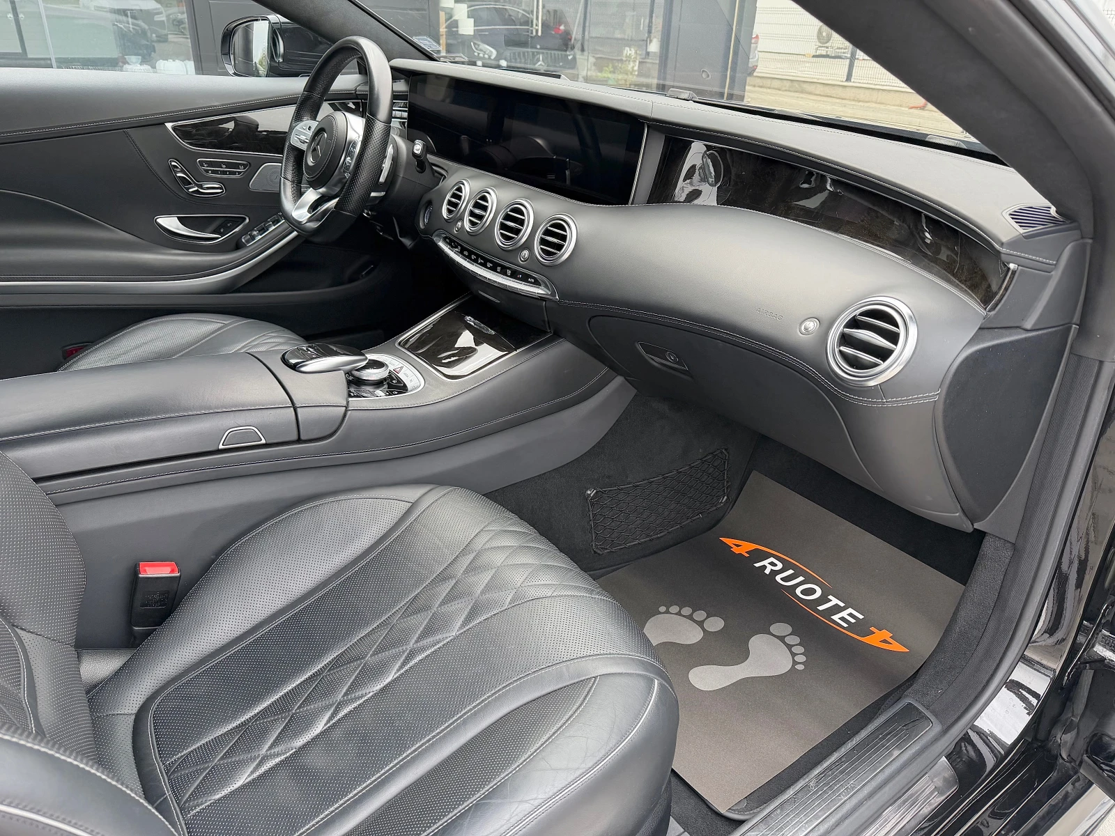 Mercedes-Benz S 560 i Face 4Matic * SVAROWSKI* /DESIGNO/ MAX FULL, снимка 10 - Автомобили и джипове - 54206888