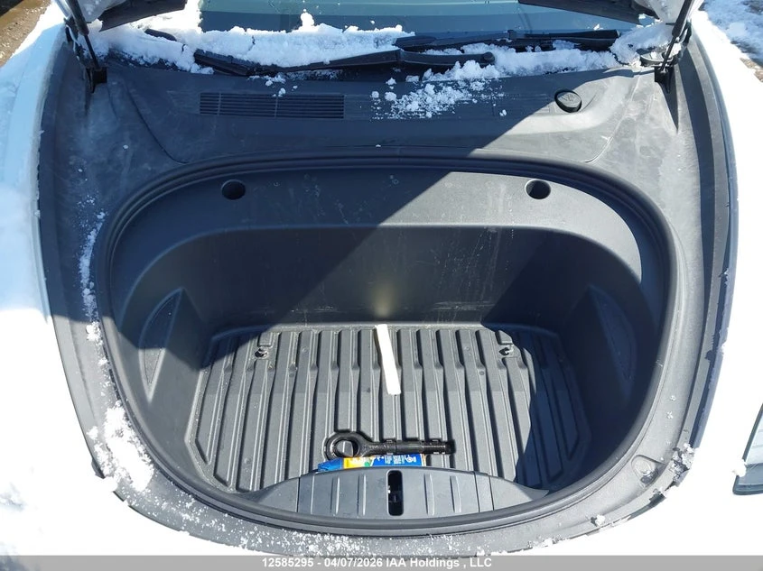 Tesla Model 3 Rear-Wheel Drive, снимка 10 - Автомобили и джипове - 54597834