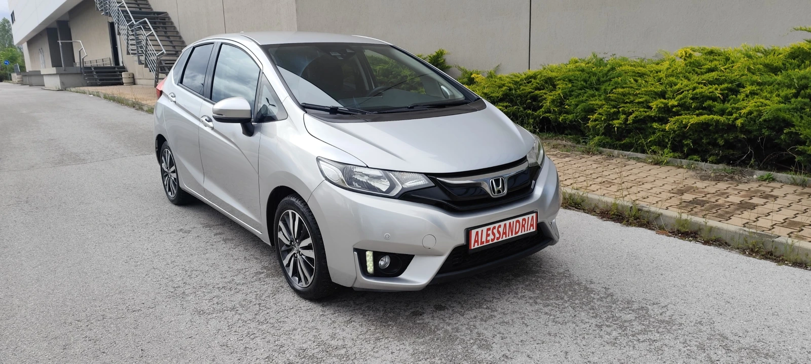 Honda Jazz 1, 3 БЕНЗИН , 103k.s.