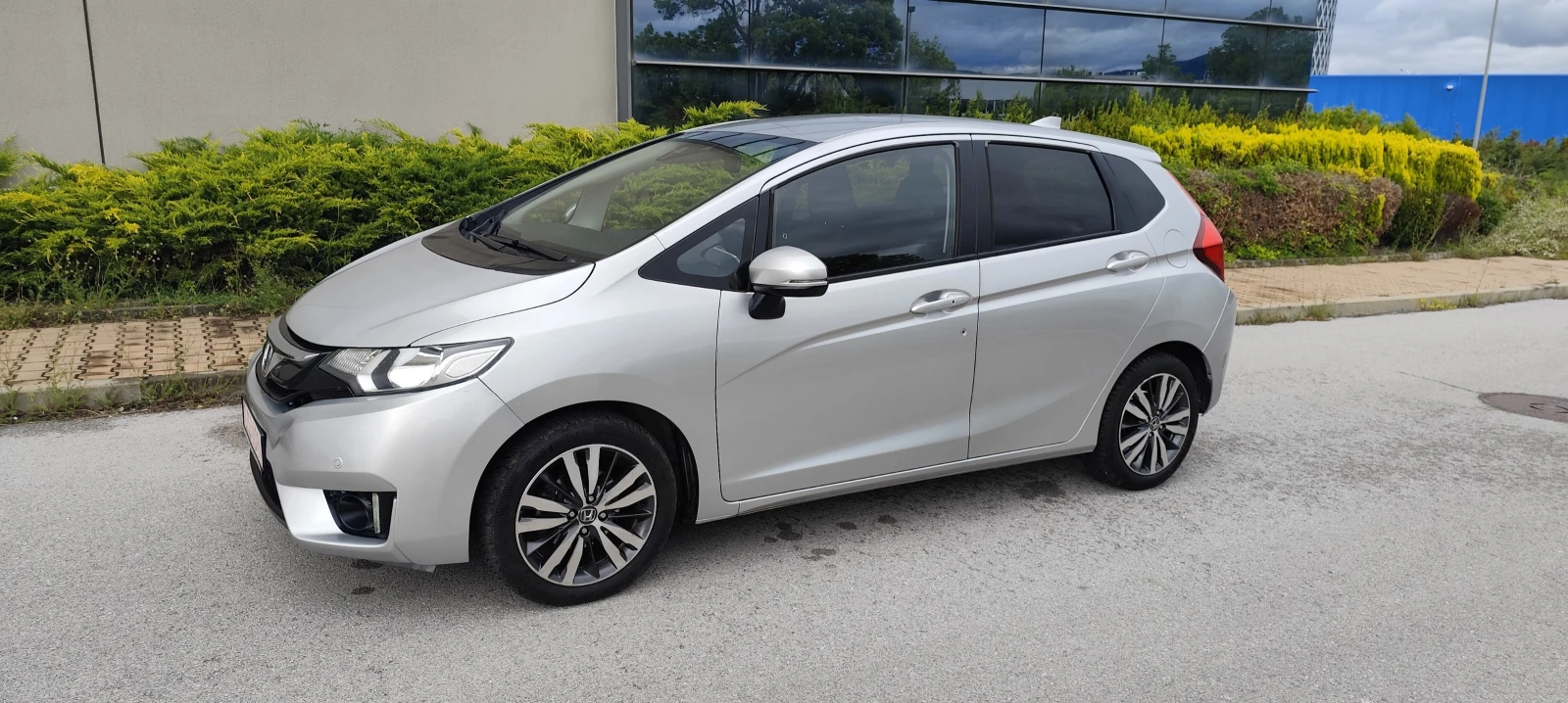 Honda Jazz 1, 3 БЕНЗИН , 103k.s., снимка 4 - Автомобили и джипове - 54623271