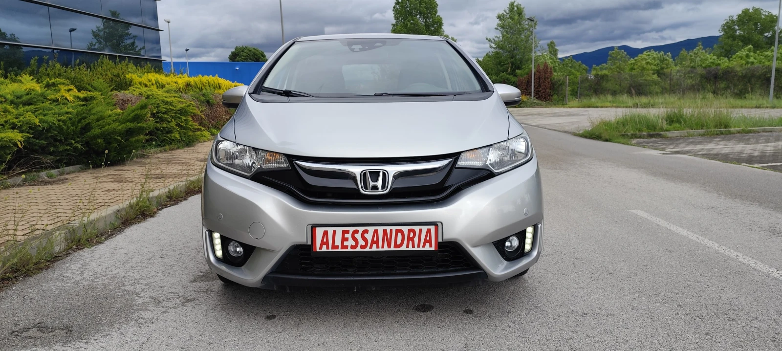 Honda Jazz 1, 3 БЕНЗИН , 103k.s., снимка 5 - Автомобили и джипове - 54623271