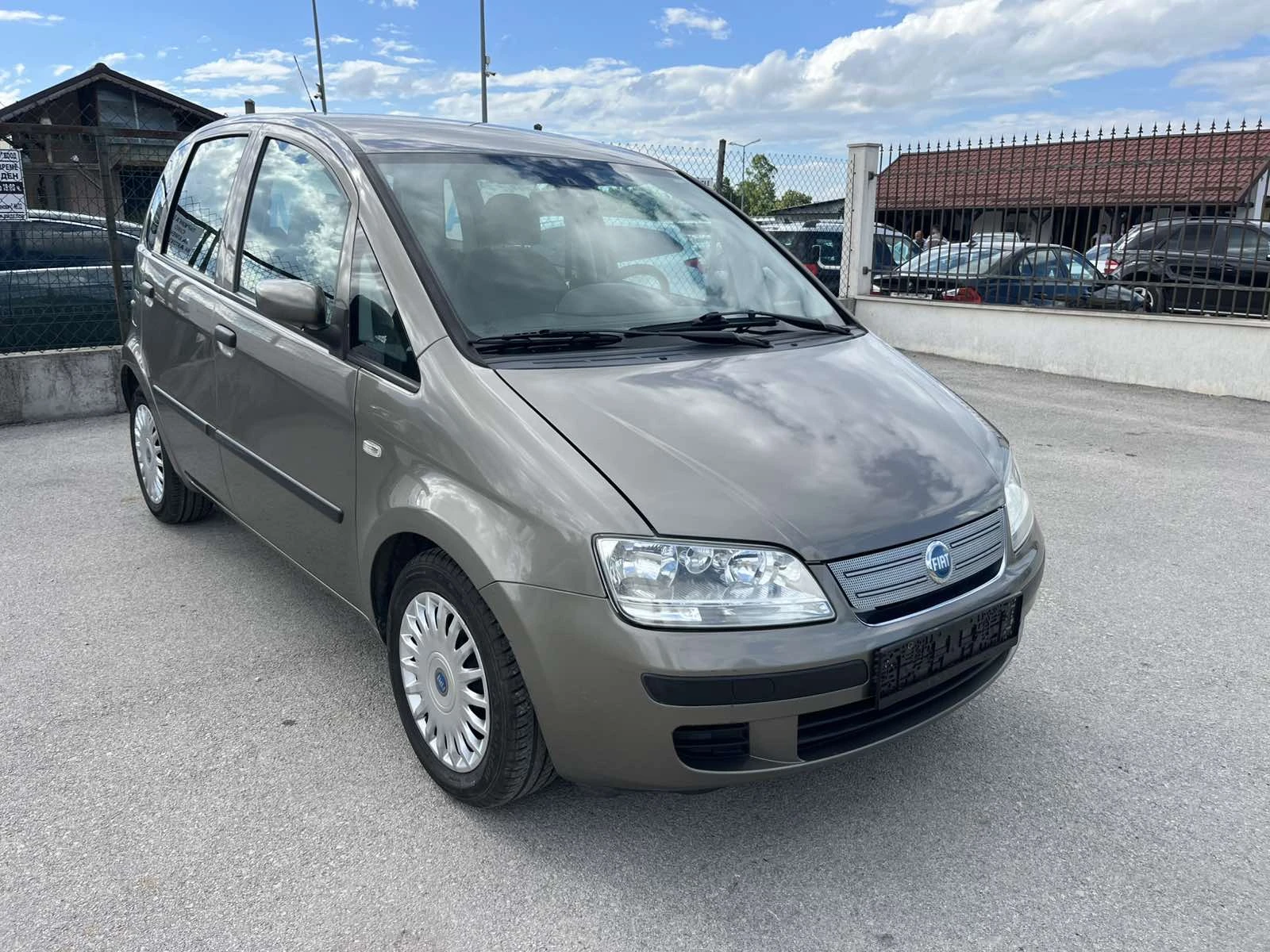 Fiat Idea 1.4I 78кс ГАЗОВ ИНЖЕКЦИОН ВНОС ИТАЛИЯ, снимка 3 - Автомобили и джипове - 54762071