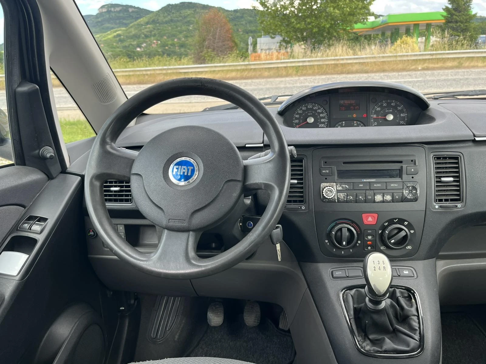Fiat Idea 1.4I 78кс ГАЗОВ ИНЖЕКЦИОН ВНОС ИТАЛИЯ, снимка 12 - Автомобили и джипове - 54762071