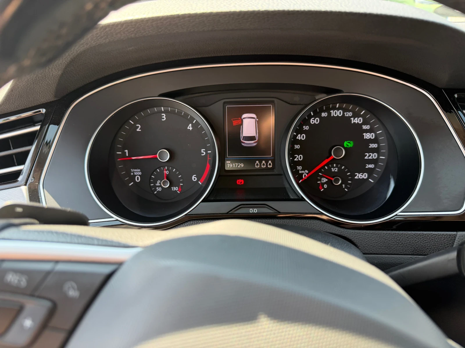 VW Passat 2.0 TDI 150hp, снимка 11 - Автомобили и джипове - 54958712