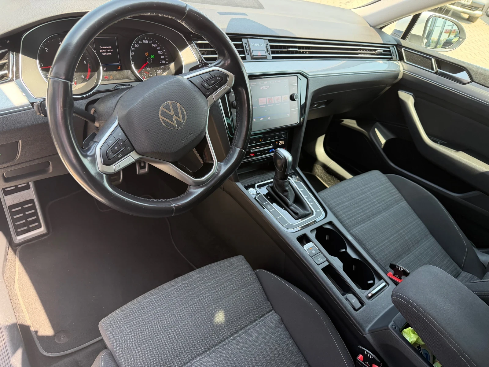 VW Passat 2.0 TDI 150hp, снимка 9 - Автомобили и джипове - 54958712