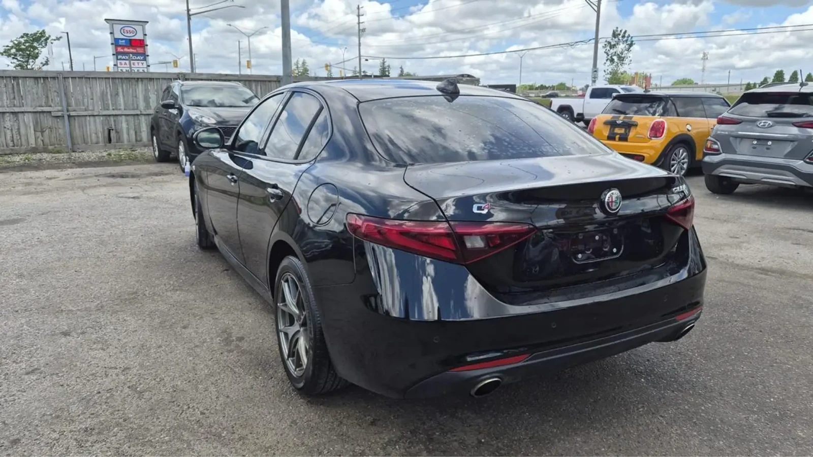 Alfa Romeo Giulia TI Q4 !PANO! !КАМЕРИ! #SPECIAL#, снимка 3 - Автомобили и джипове - 54962556