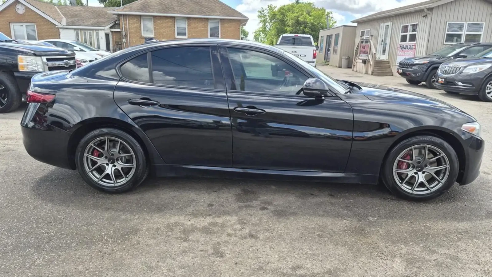 Alfa Romeo Giulia TI Q4 !PANO! !КАМЕРИ! #SPECIAL#, снимка 6 - Автомобили и джипове - 54962556