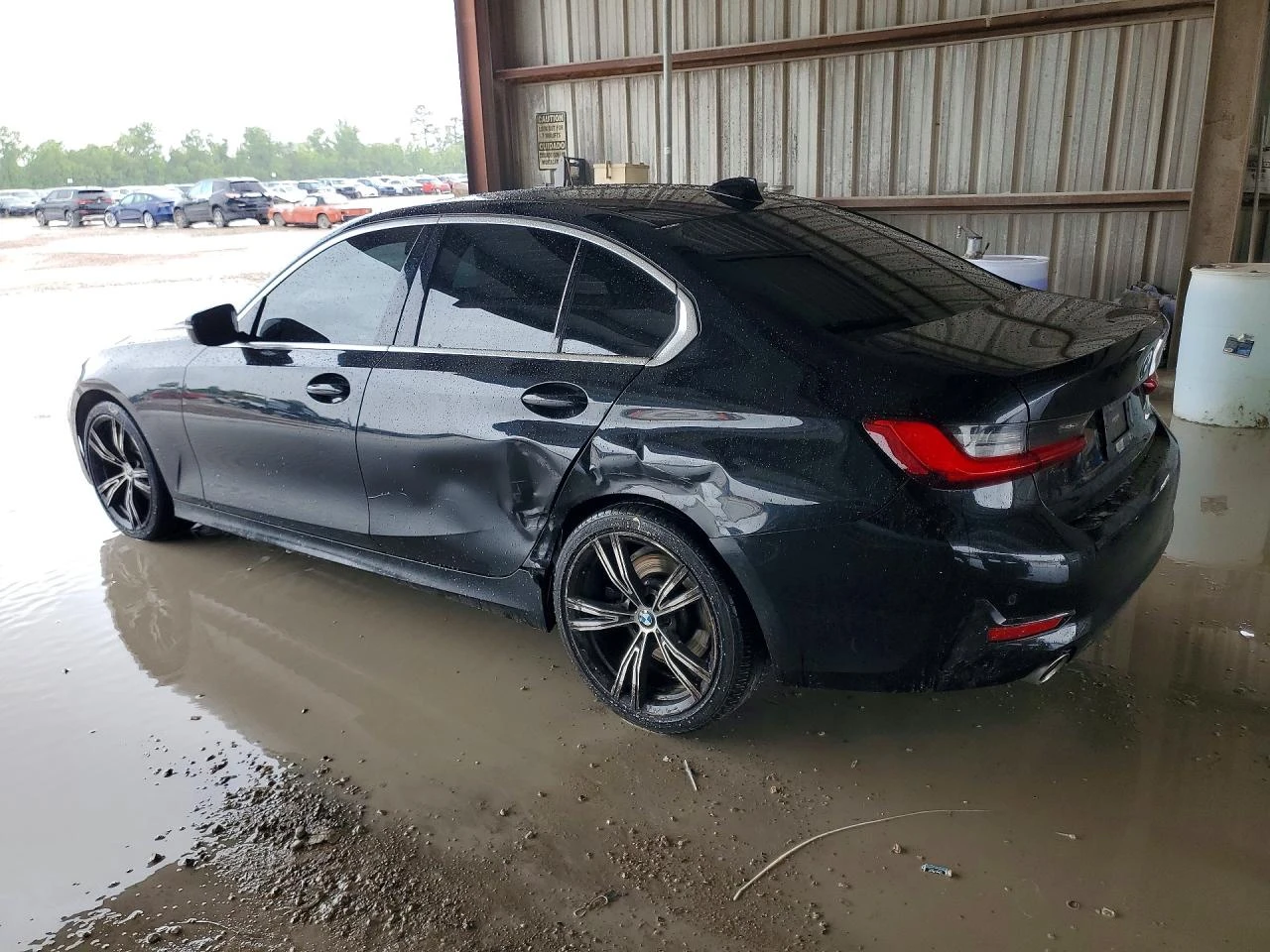 BMW 330 2.0l I, снимка 2 - Автомобили и джипове - 55093459