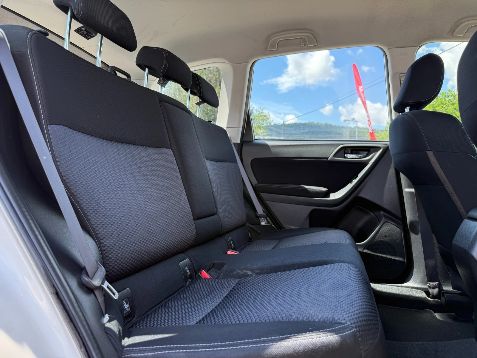 Subaru Forester 2.0D-4x4-Exclusive-камера подгрев-, снимка 12 - Автомобили и джипове - 55145925