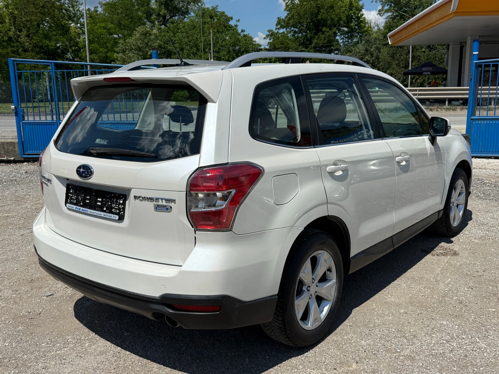 Subaru Forester 2.0D-4x4-Exclusive-камера подгрев-, снимка 6 - Автомобили и джипове - 55145925