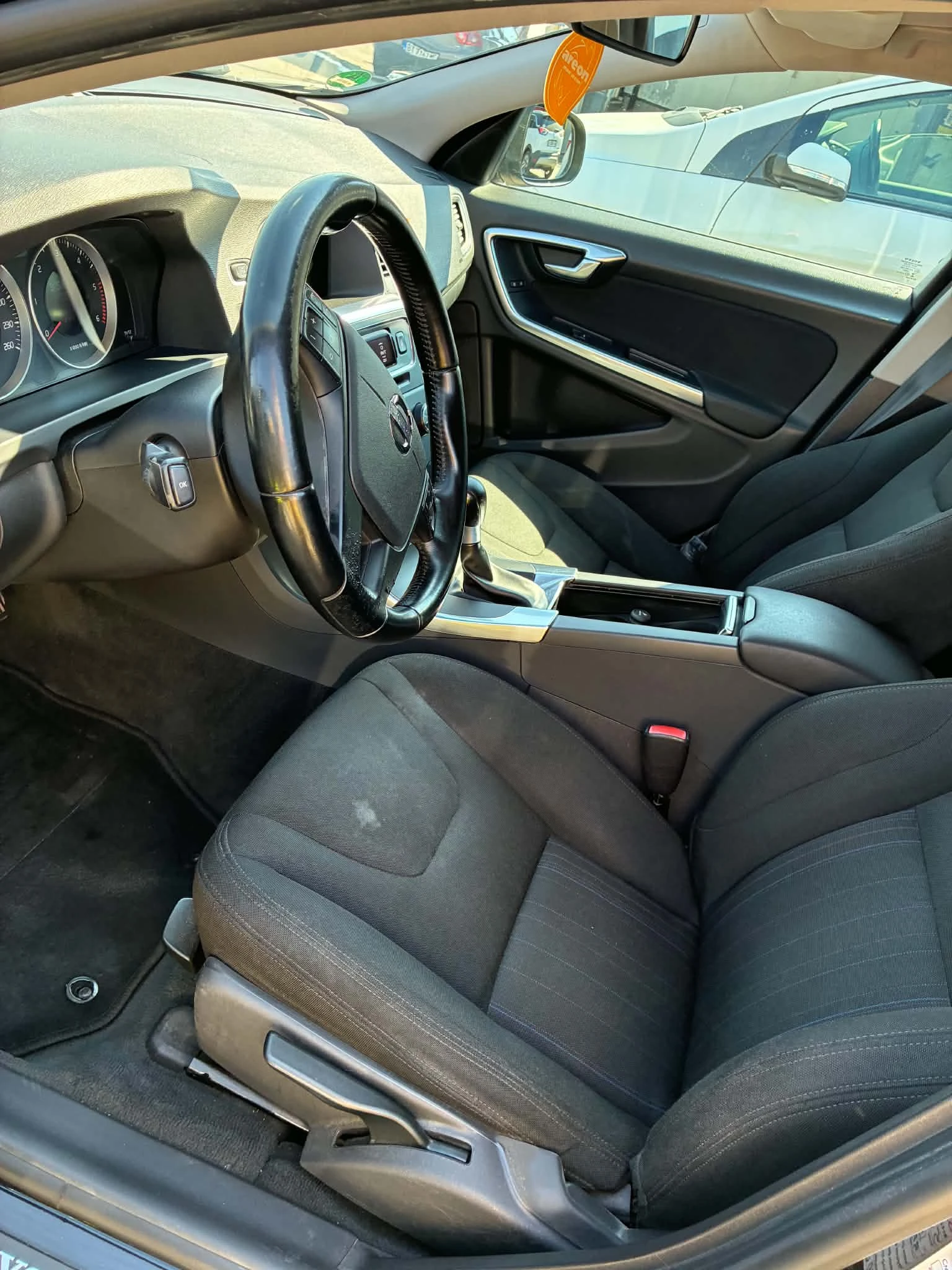 Volvo V60 DrivE - �� ����� | Mobile.bg � ����������� 10