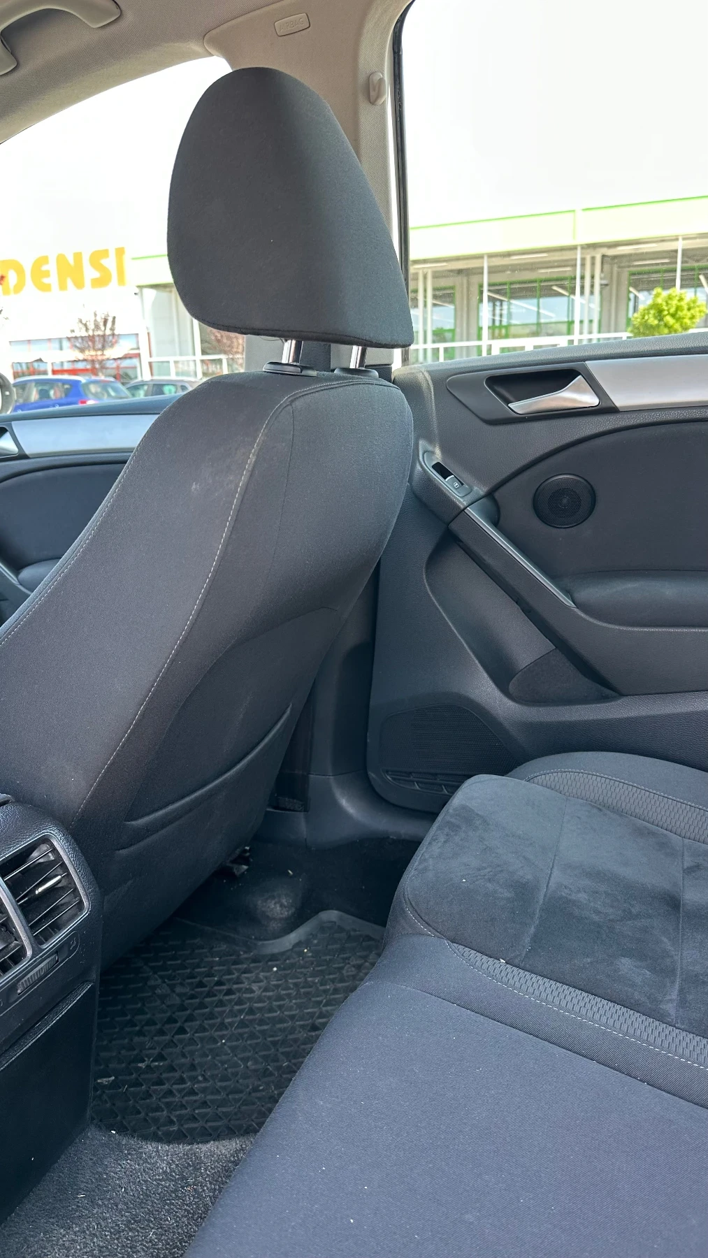 VW Golf, снимка 8 - Автомобили и джипове - 55704481