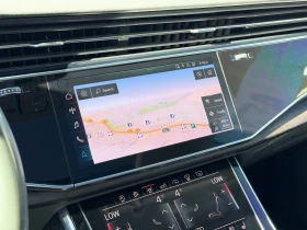 Audi Q8 PRESTIGE* S-LINE* МАСАЖ* ОБДУХ* PANO* MATRIX* КРАЙ, снимка 12