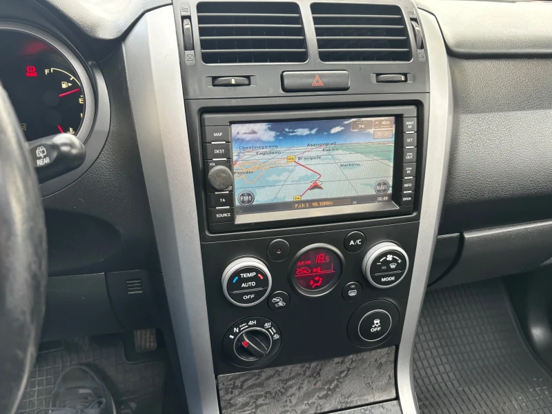 Suzuki Grand vitara 1.9 DID NAVI, снимка 8 - Автомобили и джипове - 47775645