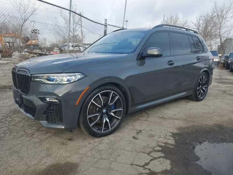 BMW X7 xDrive40i* Distronic* Алкантара* Head Up* Автокред, снимка 2 - Автомобили и джипове - 52678063