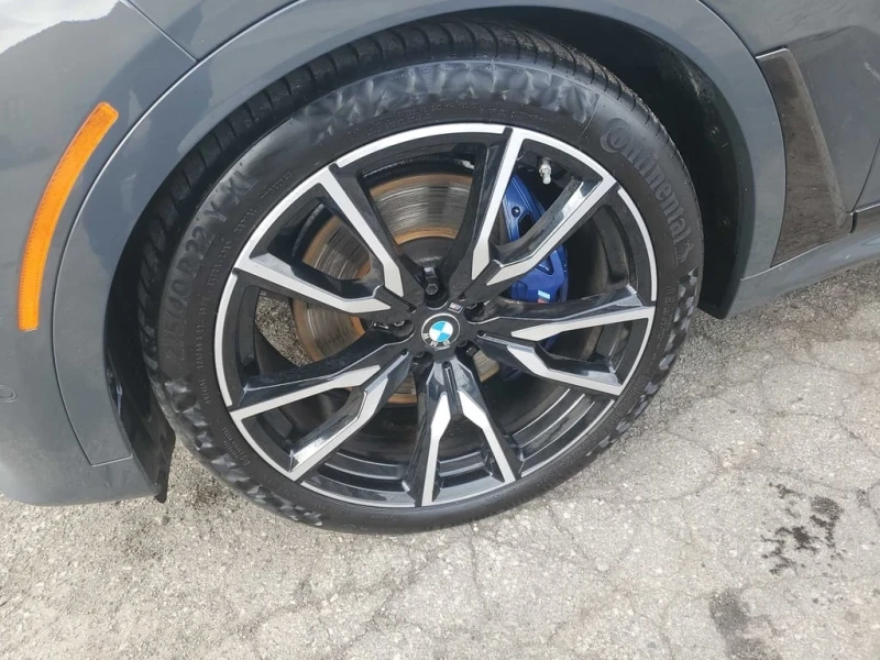 BMW X7 xDrive40i* Distronic* Алкантара* Head Up* Автокред, снимка 9 - Автомобили и джипове - 52678063