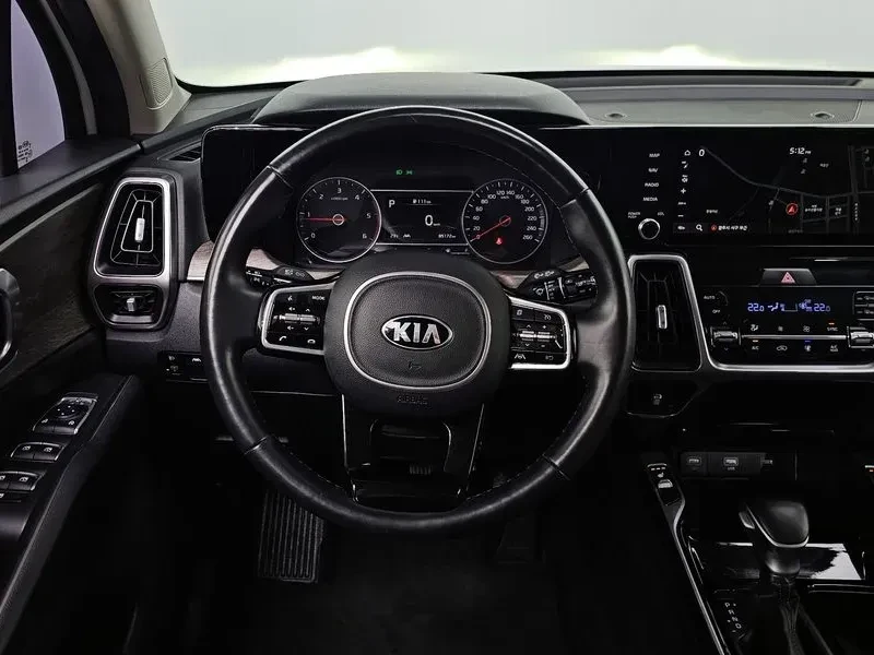 Kia Sorento 2.2 Trendy, снимка 9 - Автомобили и джипове - 56504471