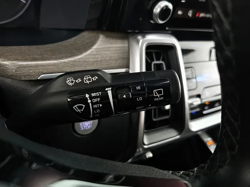 Kia Sorento 2.2 Trendy, снимка 10 - Автомобили и джипове - 56504471