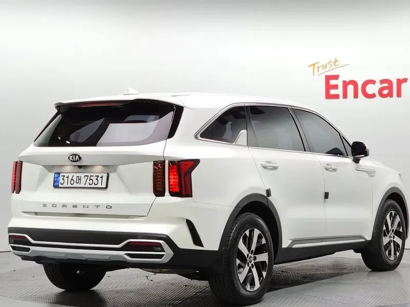 Kia Sorento 2.2 Trendy, снимка 2 - Автомобили и джипове - 56504471