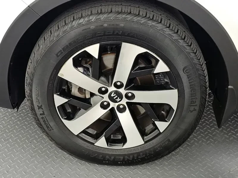 Kia Sorento 2.2 Trendy, снимка 5 - Автомобили и джипове - 56504471