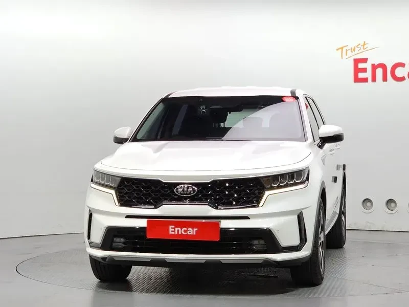 Kia Sorento 2.2 Trendy, снимка 3 - Автомобили и джипове - 56504471