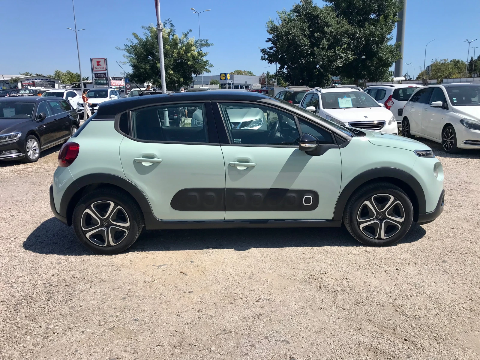 Citroen C3 1.2i-LPG/Газ/FACE, снимка 8 - Автомобили и джипове - 52189219