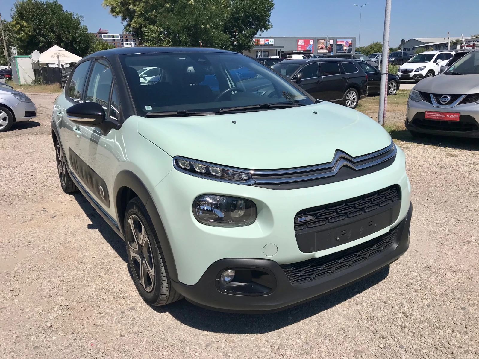 Citroen C3 1.2i-LPG/Газ/FACE, снимка 2 - Автомобили и джипове - 52189219
