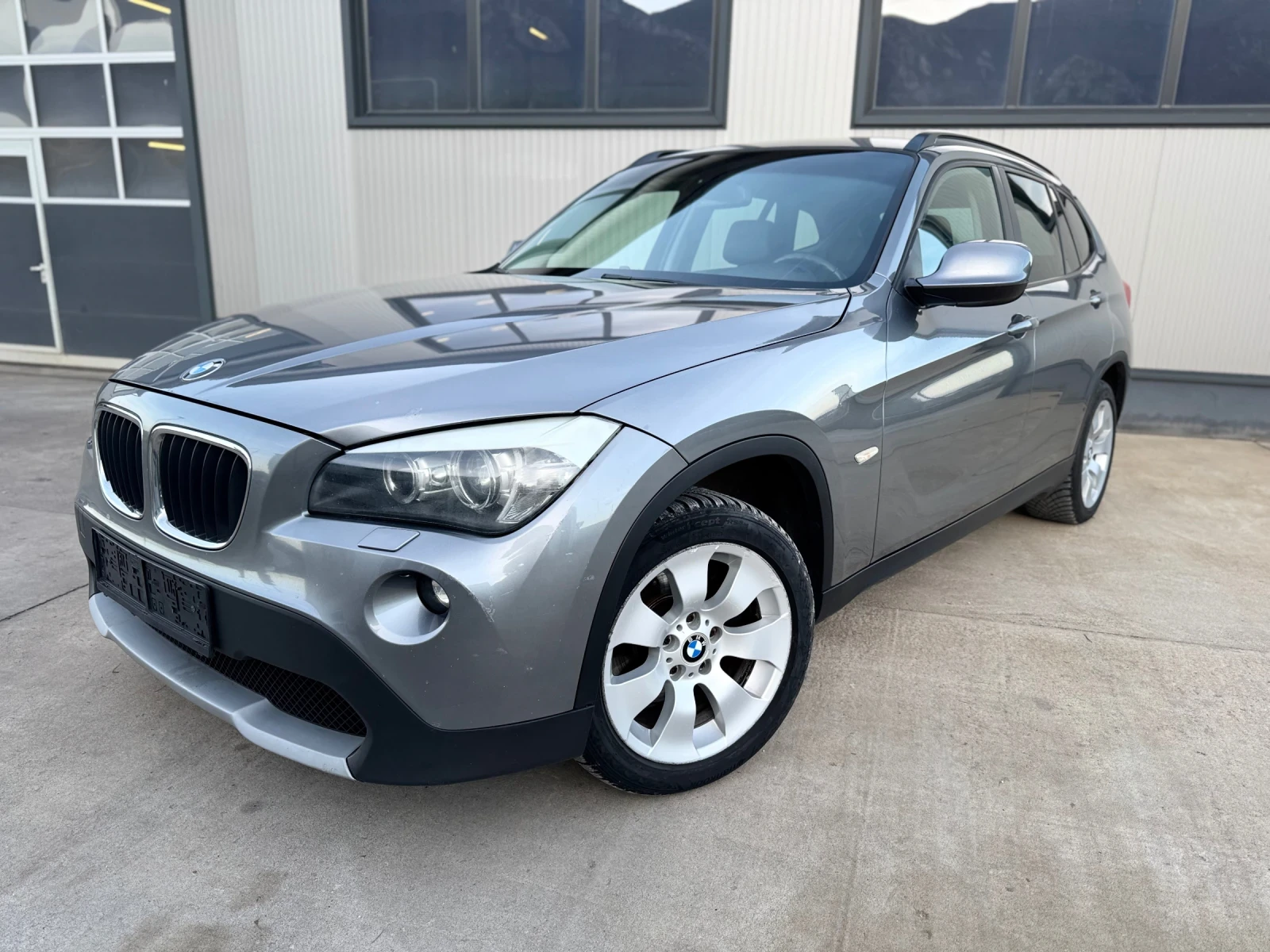 BMW X1 2.0 X-DRIVE 177 PS - изображение 2