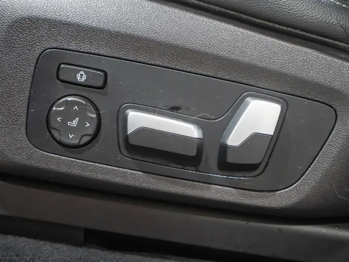 BMW X4 M40i-Premium Package - изображение 6