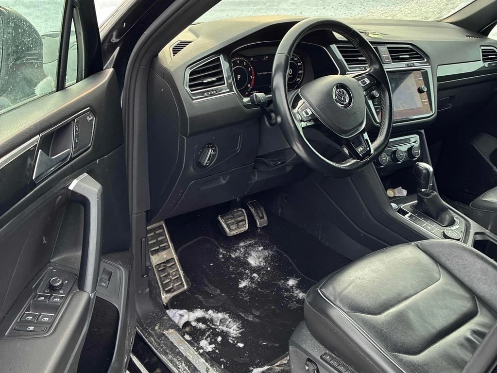 VW Tiguan * Highline * CARFAX * ПОДГРЕВ* ДИГИТАЛНО ТАБЛО*  - изображение 5