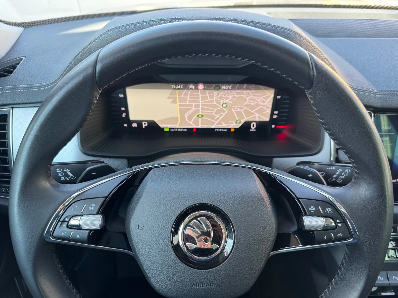 Skoda Kodiaq 2.0TDI* 7места* ДДС* Matrix* Камера* Германия, снимка 7 - Автомобили и джипове - 53797551