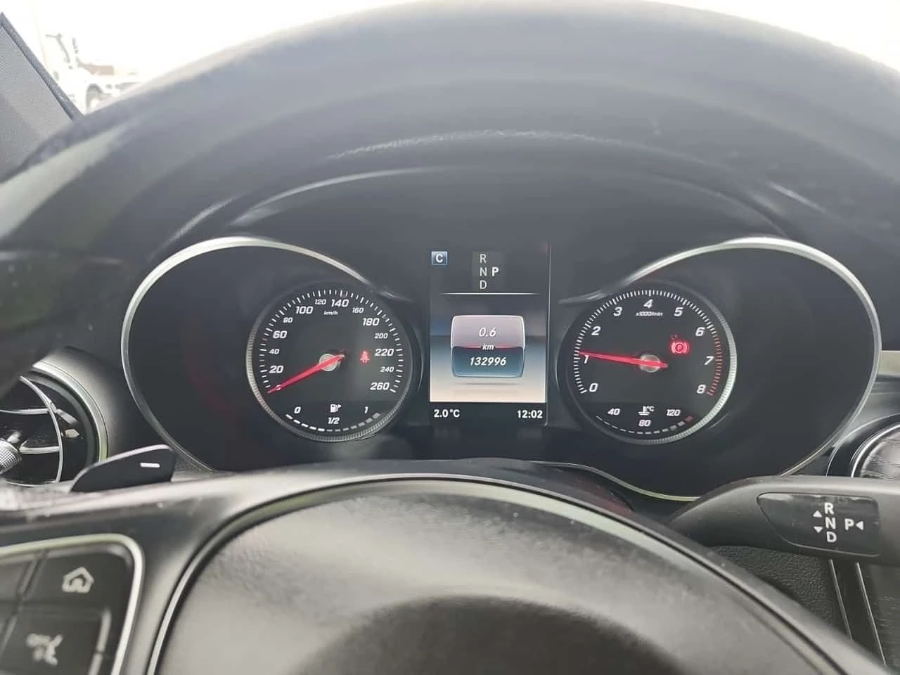 Mercedes-Benz GLC * 300 * * ПАНОРАМА* * КАМЕРА ЗА ЗАДНО* * ПОДГРЕВ* , снимка 12 - Автомобили и джипове - 53975989