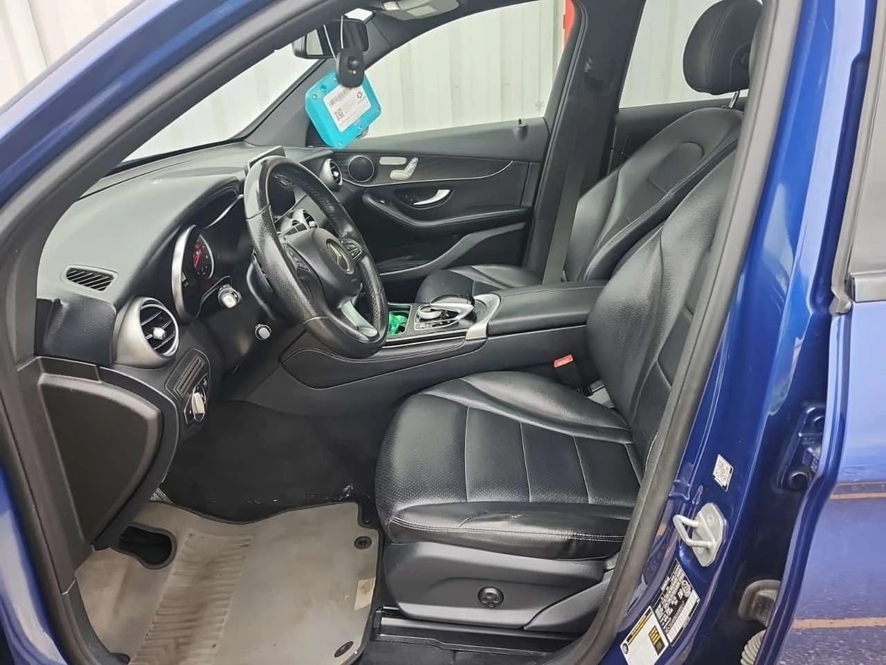 Mercedes-Benz GLC * 300 * * ПАНОРАМА* * КАМЕРА ЗА ЗАДНО* * ПОДГРЕВ* , снимка 9 - Автомобили и джипове - 53975989