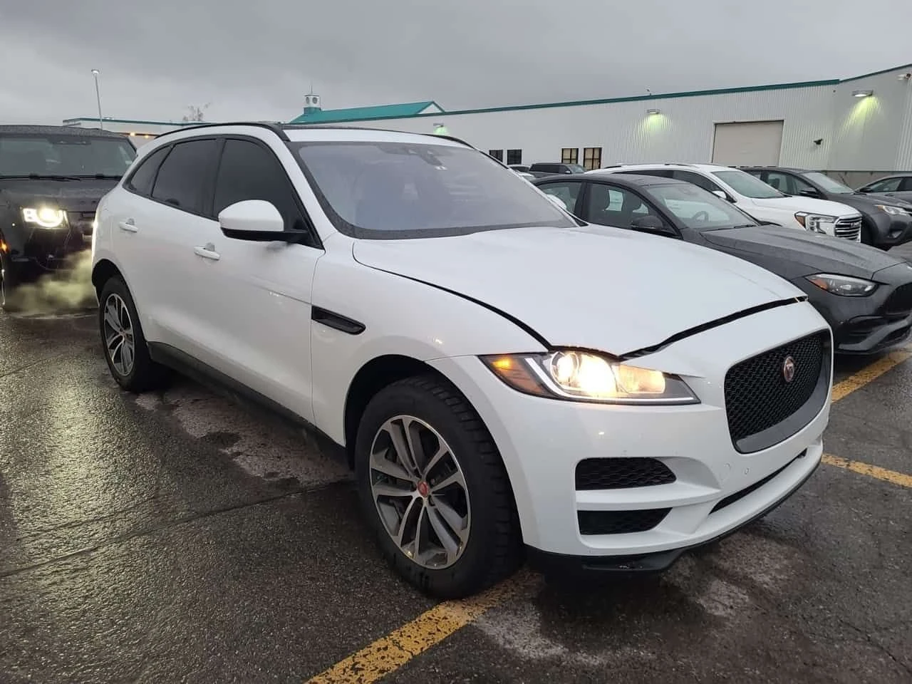 Jaguar F-PACE * PREMIUM * CARFAX * ЦЕНА ДО БГ, снимка 2 - Автомобили и джипове - 54045433