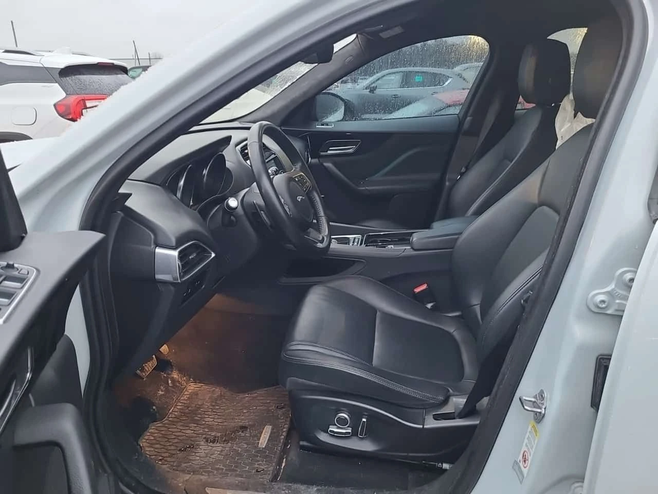 Jaguar F-PACE * PREMIUM * CARFAX * ЦЕНА ДО БГ, снимка 6 - Автомобили и джипове - 54045433