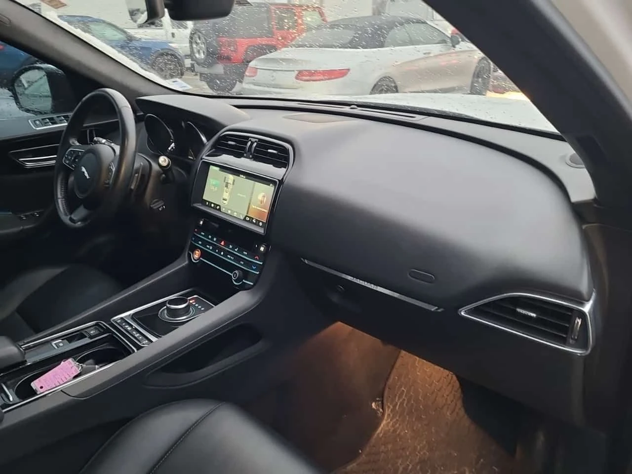 Jaguar F-PACE * PREMIUM * CARFAX * ЦЕНА ДО БГ, снимка 5 - Автомобили и джипове - 54045433