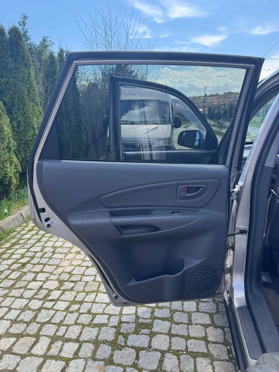 Hyundai Tucson 2.0 CRDi 4WD, снимка 11 - Автомобили и джипове - 54128783