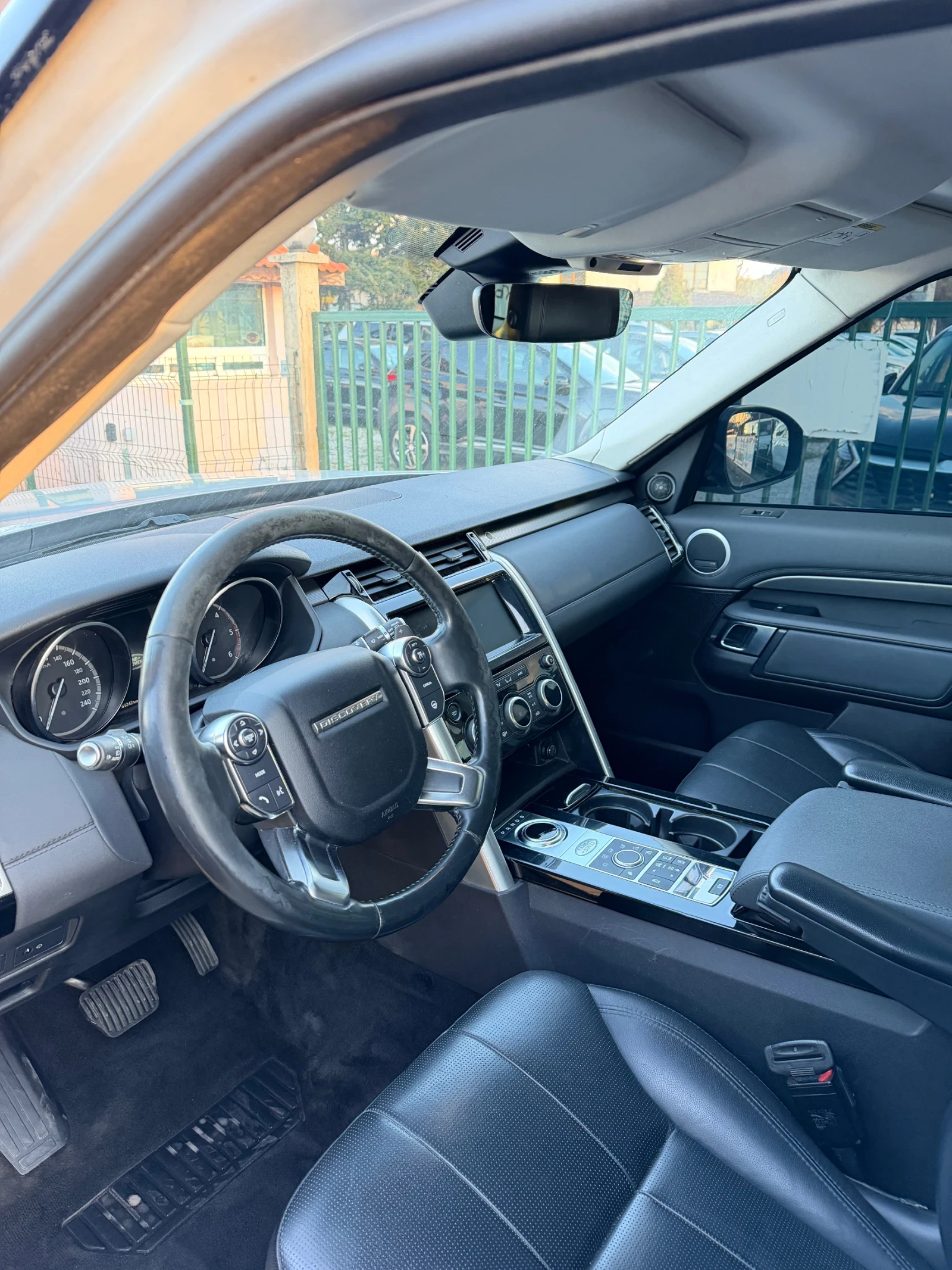 Land Rover Discovery, снимка 7 - Автомобили и джипове - 54157338