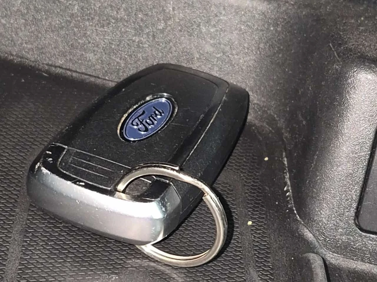 Ford Escape * Platinum * АВТОКРЕДИТ БЕЗ ПЪРВОНАЧАЛНА ВНОСКА* , снимка 10 - Автомобили и джипове - 54760558