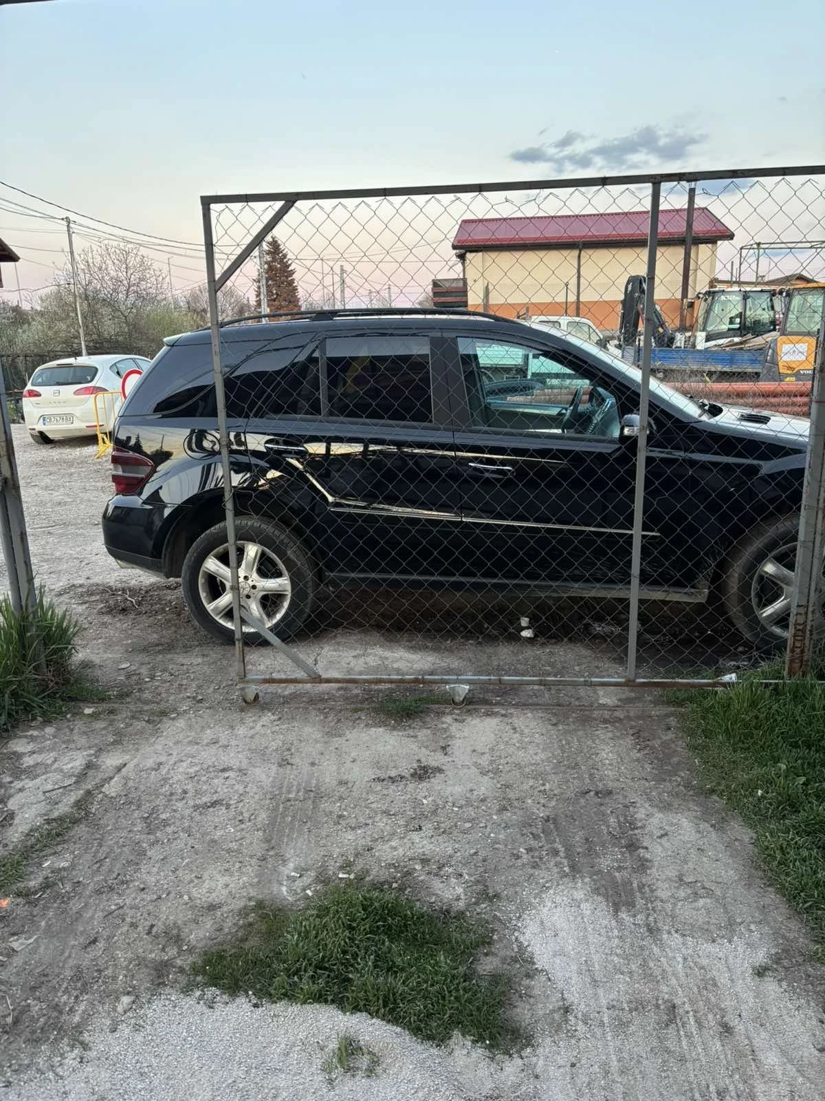 Mercedes-Benz ML 320, снимка 6 - Автомобили и джипове - 55584660