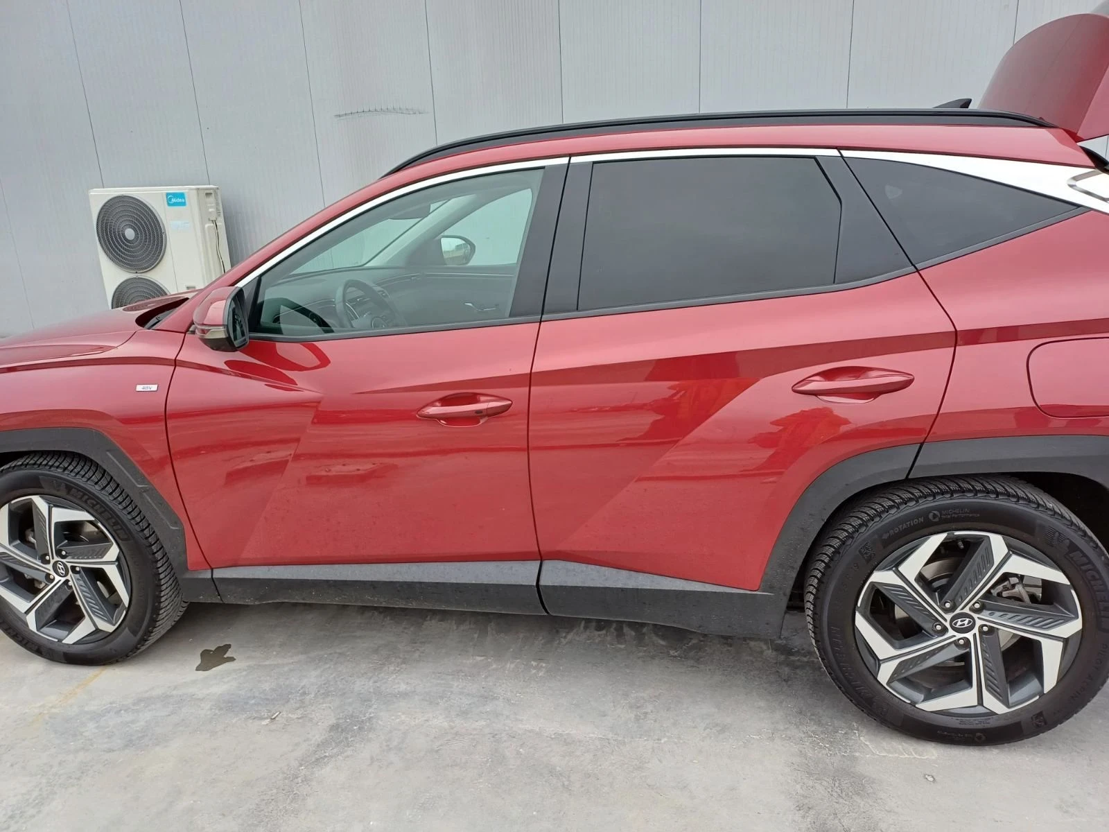 Hyundai Tucson, снимка 3 - Автомобили и джипове - 56466665