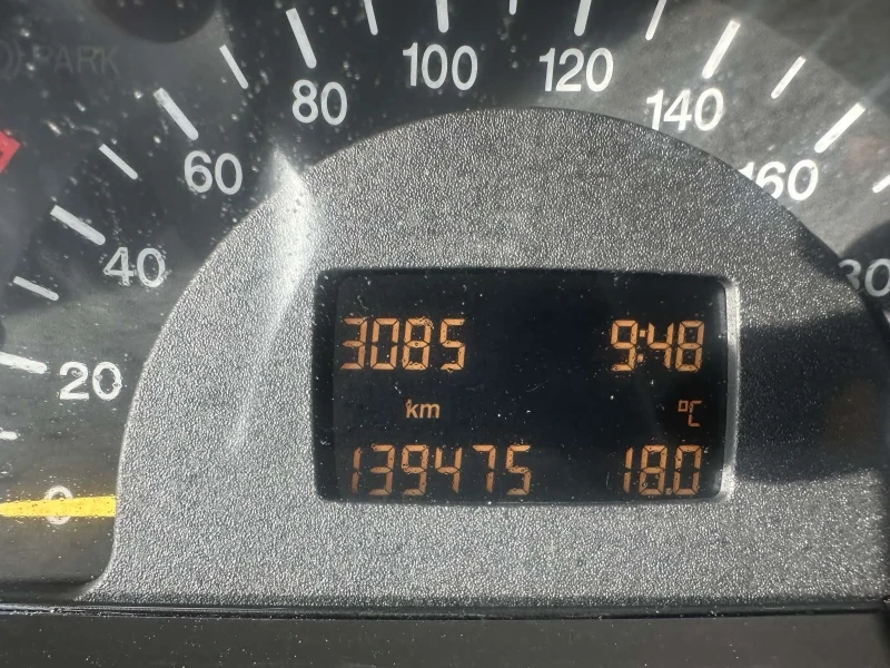 Mercedes-Benz Vito, снимка 16 - Бусове и автобуси - 52490604