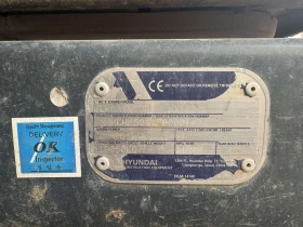 Багер Hyundai HX180, снимка 4